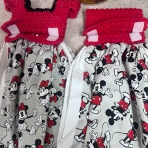 Handcrafted Crocheted Kitchen Towel Topper Set - Picture 4 of 4